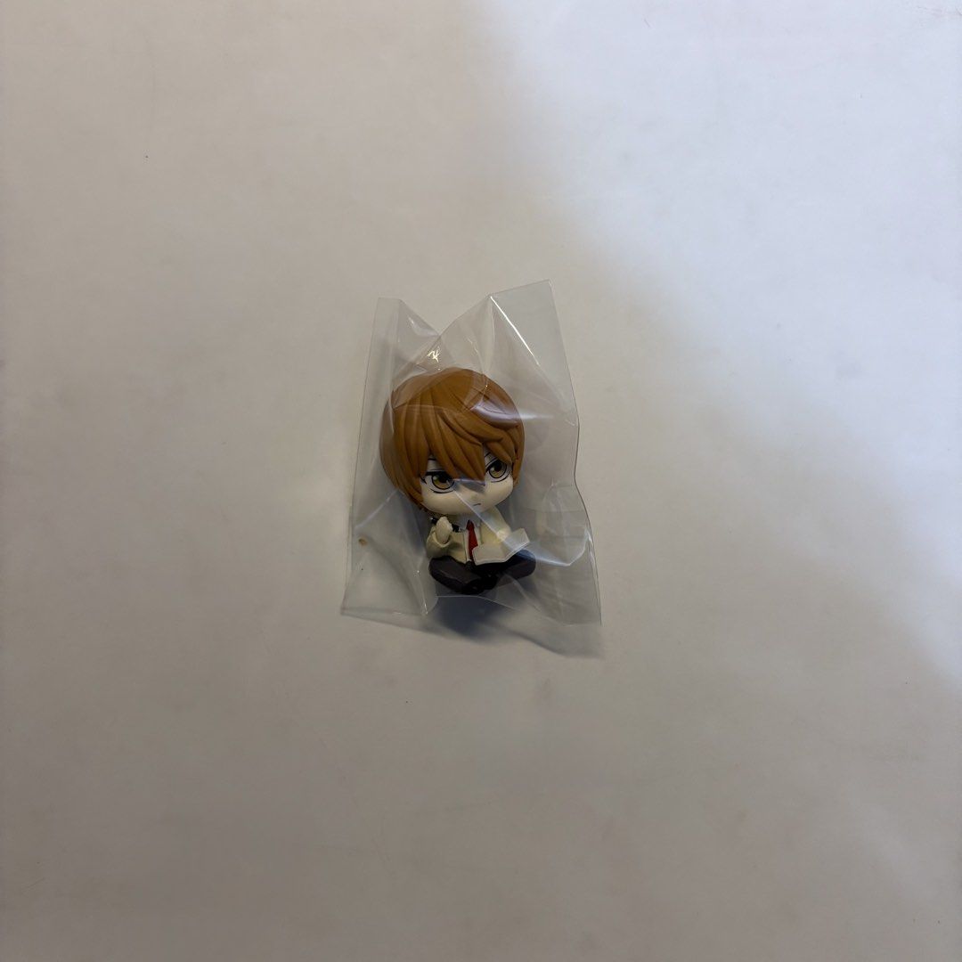 Bandai Death Note Light Yagami Machiboke Figure (Category: Interactive Toys) located in Manila. Submitted by buttern0t (Listing ID 1470079594, Image 1). Description: 💌 for proof of transactions & safekeeping of items , dm us on IG @dara.aniks / @puffyberries ✮⋆˙.