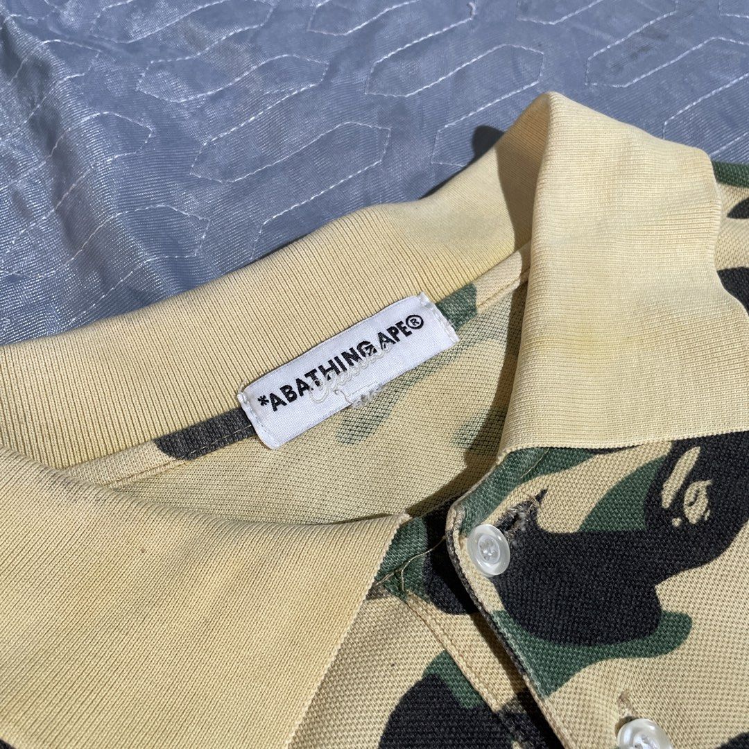 BAPE (Off) (Category: Tshirts & Polo Shirts ) located in Tubao. Submitted by dannvictor0119 (Listing ID 1470138462, Image 3). Description: Medium best fit Color rate 8/10 Need wash .