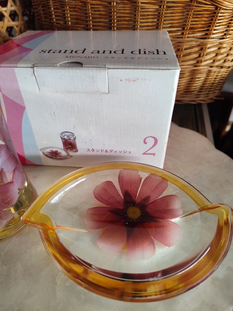 Bathroom set (Category: Bathtub & Bath Accessories) located in Dipolog. Submitted by thriftteata (Listing ID 1470086480, Image 3). Description: toothbrush holder soap holder new w/box.