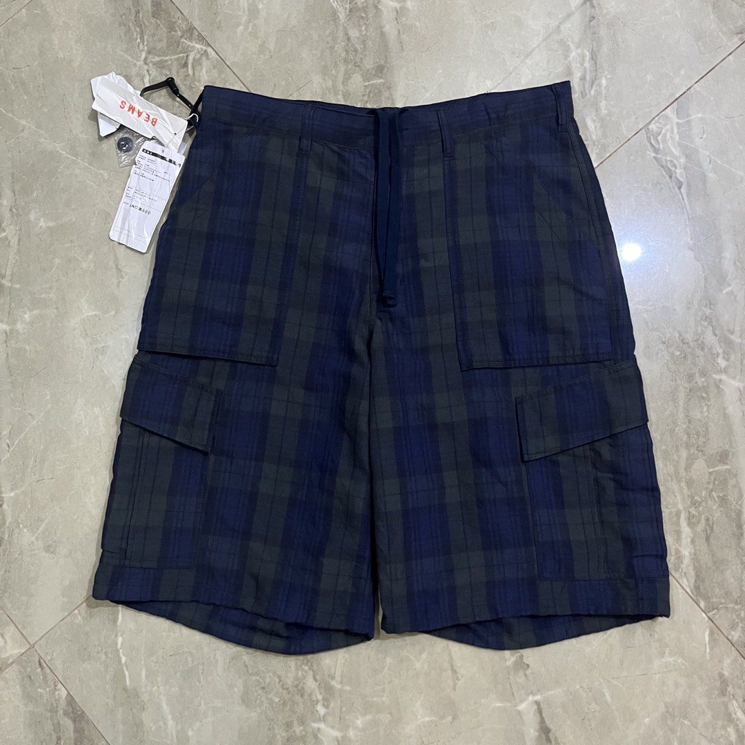 BEAMS JAPAN CHECK CARGO SHORTS (Category: Shorts) located in Marikina City. Submitted by arniejane23 (Listing ID 1470022808, Image 2). Description: BEAMS JAPAN CHECK CARGO SHORTS SIZE M ON TAG DIMENSION waistline - 34 can fit to size 32 adjustable waist length - 23.5 NO ISSUE/NO FLAWS BRANDNEW WITH TAGS! 📩📩📩.