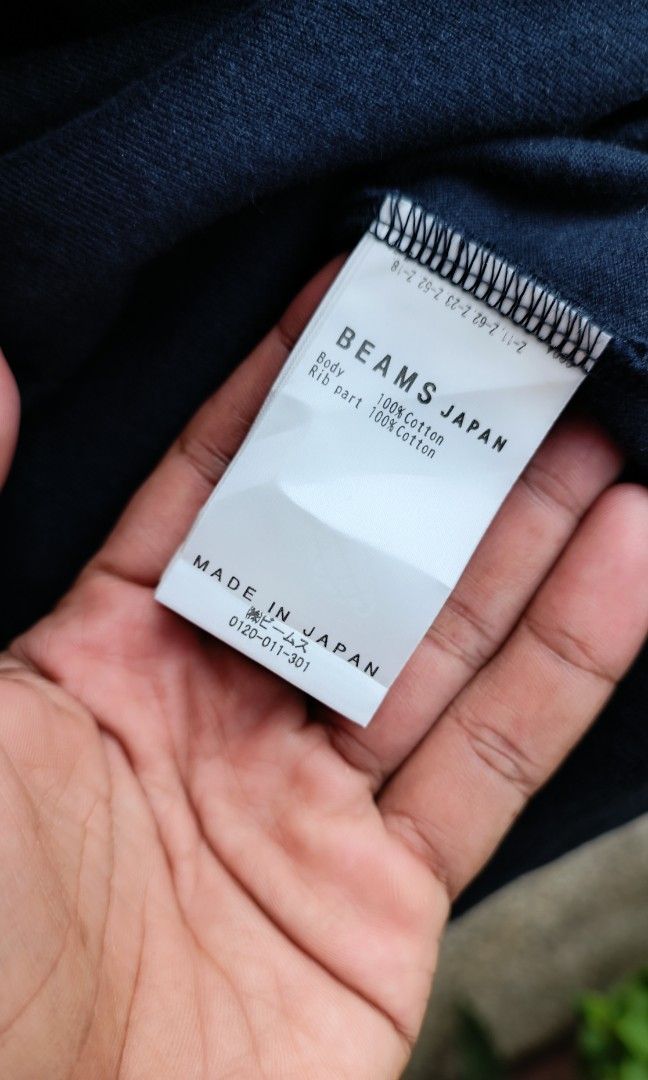 BEAMS JAPAN HEAVYWEIGHT TEE (Category: Activewear) located in Davao. Submitted by st333tcartel (Listing ID 1469991562, Image 3). Description: Large Length 30.5 Width 25.5.