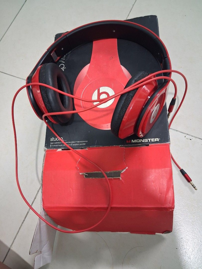 Beat by dr dre (Category: Announcements) located in Manila. Submitted by carlitoboh66625 (Listing ID 1470008331, Image 2). Description: beat by dr dre all details declare working price 2500.