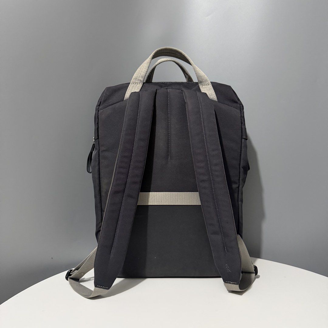Bellroy Via Workpack 16 Bagpack (Category: Backpacks) located in Manila. Submitted by thrifts.el (Listing ID 1470104686, Image 3). Description: Bellroy Via Workpack 16 Bagpack Excellent Condition 9/10 Color Rate 16 Liters No Issues Price. 2,580 Loc. South Caloocan Courier. J&T/Flash Express .