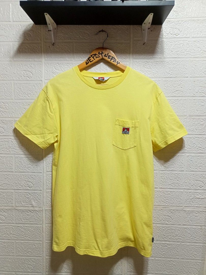 Ben Davis (Category: Tshirts & Polo Shirts ) located in Danao, Cebu. Submitted by 6000thrifts.ph (Listing ID 1469972400, Image 1). Description: Ben Davis Pocket Tee 💥 Size Meduim 28/20 Good Condition Color Rate 9/10 Needwash/No issue Pm sure buyer 📥.
