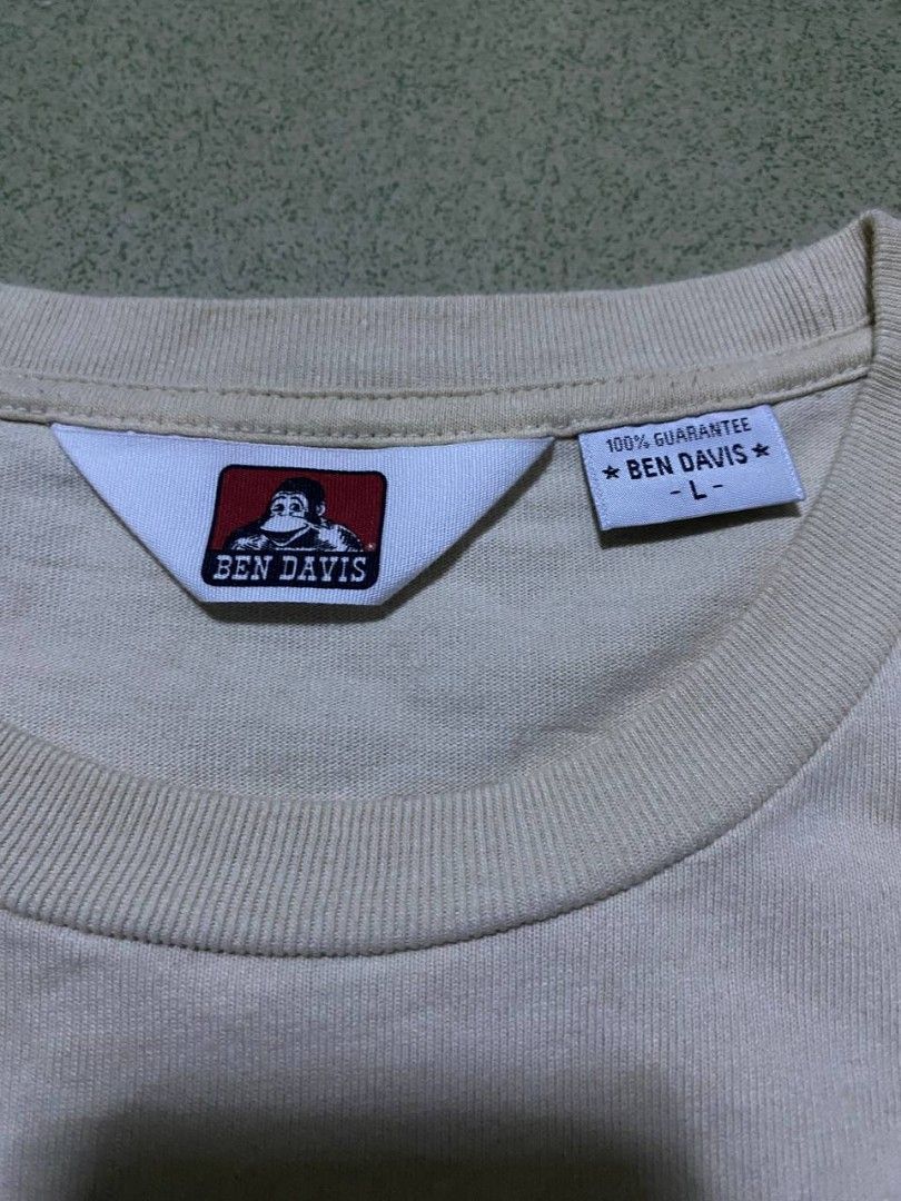 Ben Davis Pocket T-shirt (Category: Tshirts & Polo Shirts ) located in Makati City. Submitted by young_wise.23 (Listing ID 1470041714, Image 2). Description: Length 27 Width 21 Sleeve 9.
