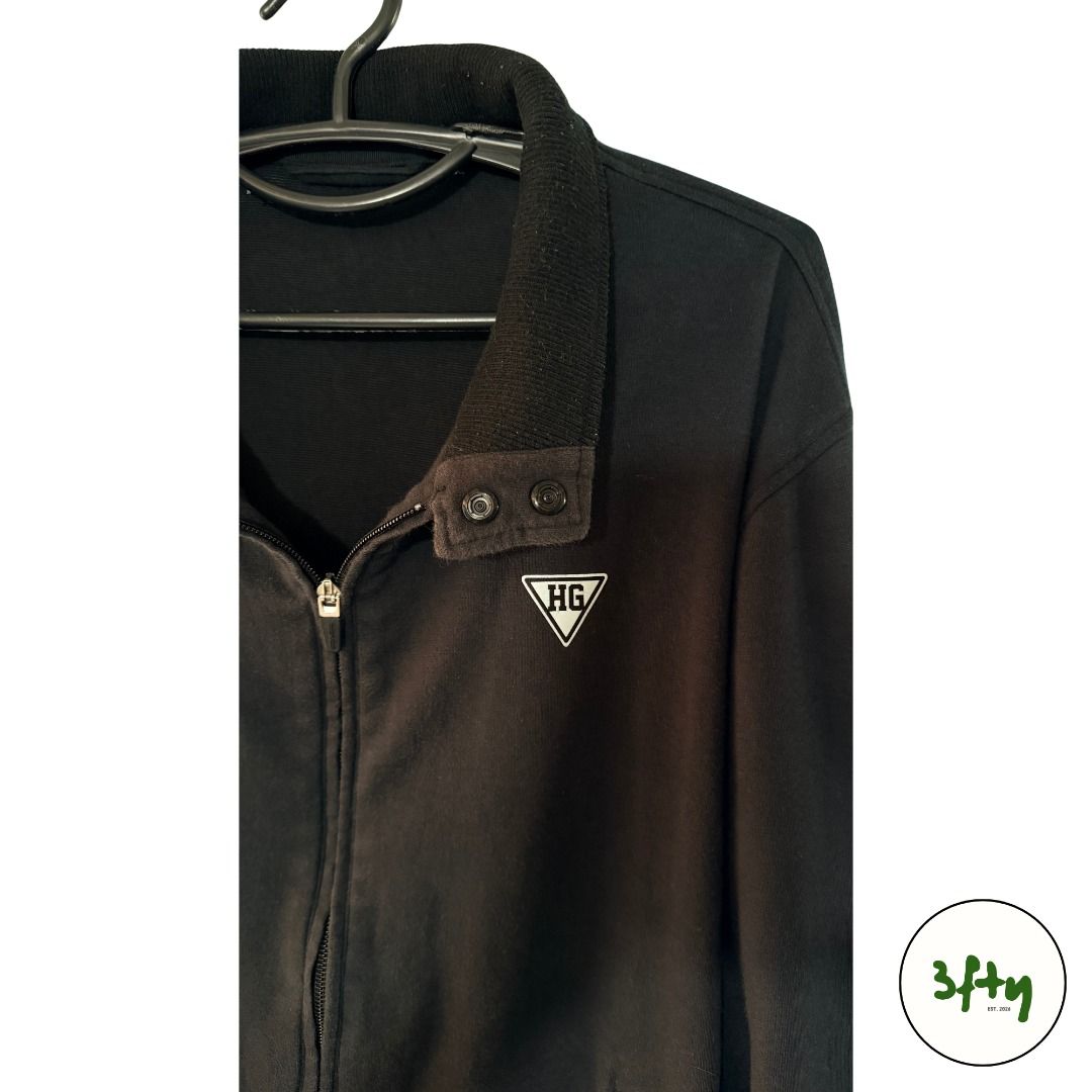 Beres Black Zip Up Jacket with Collar (Category: Coats, Jackets and Outerwear) located in Baguio. Submitted by 3ftypieces (Listing ID 1470012578, Image 3). Description: Mode of payment: GCash/Bank Transfer Mode of delivery: J&T Express (shouldered by buyer) Meet ups/drop off within Baguio City proper only. Feel free to dm for inquiries, thank you!!.