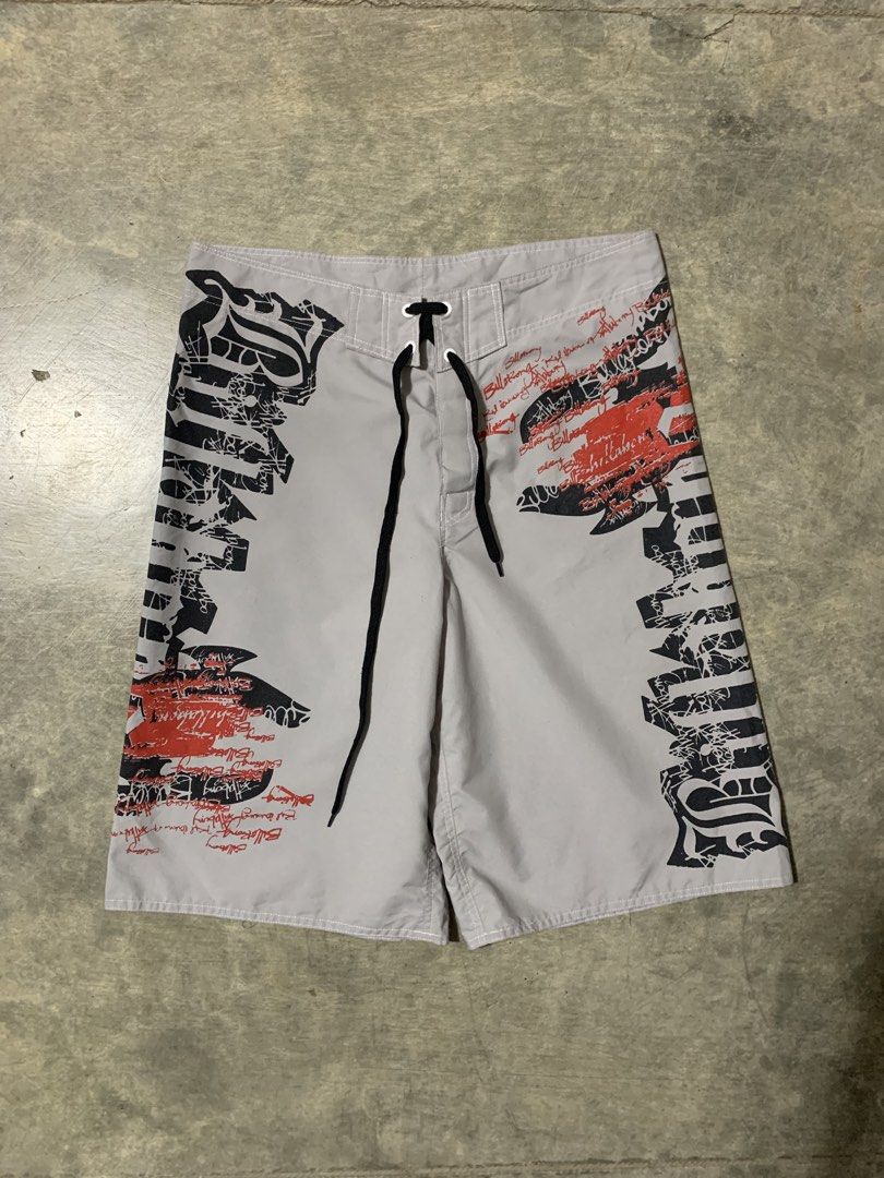 Billabong Boardshorts (Category: Swim Trunks & Board Shorts) located in Tibiao. Submitted by notaveragethrift (Listing ID 1470084672, Image 1). Description: Waist - 32 on tag Length- 21.5 Leg Opening- 11.5 CR- 9.8/10 or better Excellent Condition Need wash No issue.