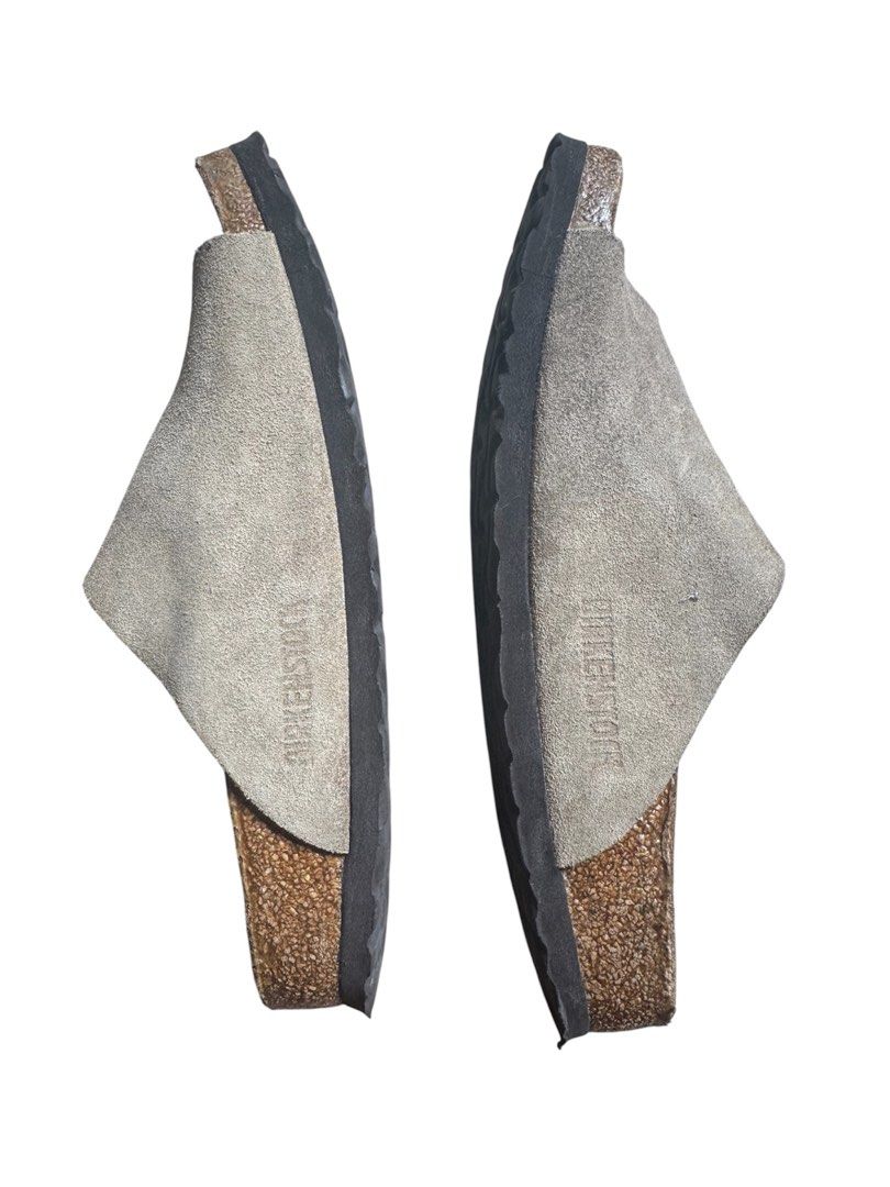 Birkenstock Zurich (Category: Flats & Sandals) located in Kabankalan. Submitted by secondhandgemsz (Listing ID 1469991310, Image 2). Description: Size 36 Excellent Condition Sign of Usage Only Authentic .