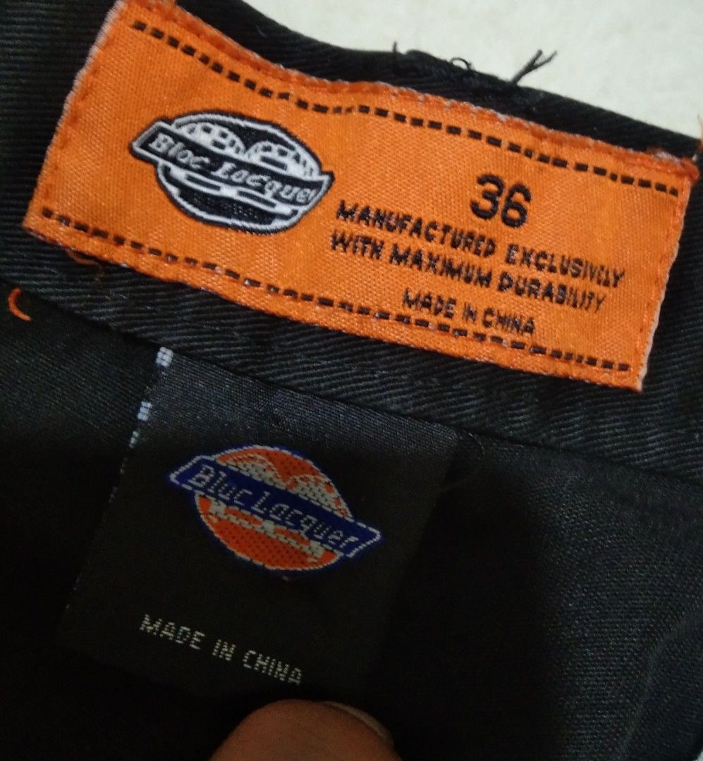 Blac Lacquer Black Shorts Size 36 (Category: Shorts) located in Manila. Submitted by aj.bermundo (Listing ID 1470060648, Image 1). Description: - Brand: Blac Lacquer - Size: 36 waist - Color: Solid black - Closure: Standard button with belt loops - Details: Brand logo patch on back pocket, orange interior waistband tag - Origin: Made in China - Condition: Excellent, ready to ship.