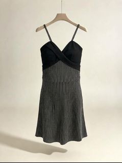 (Category: ) located in . Submitted by meedclothing (Listing ID 1470011907, Image 1). Description: .