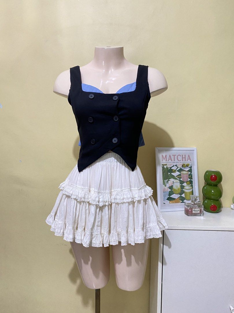 BLACK BUTTONDOWN TOP WITH BLUE BOW (Category: Others Tops) located in Dasmarinas. Submitted by hannah.oakph (Listing ID 1469954616, Image 1). Description: fits small to medium.