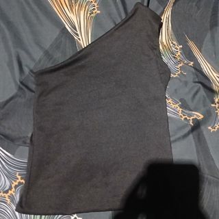 (Category: ) located in . Submitted by iiselou (Listing ID 1470101586, Image 1). Description: .