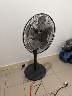 (Category: ) located in . Submitted by wsh8086888 (Listing ID 1469959884, Image 1). Description: .