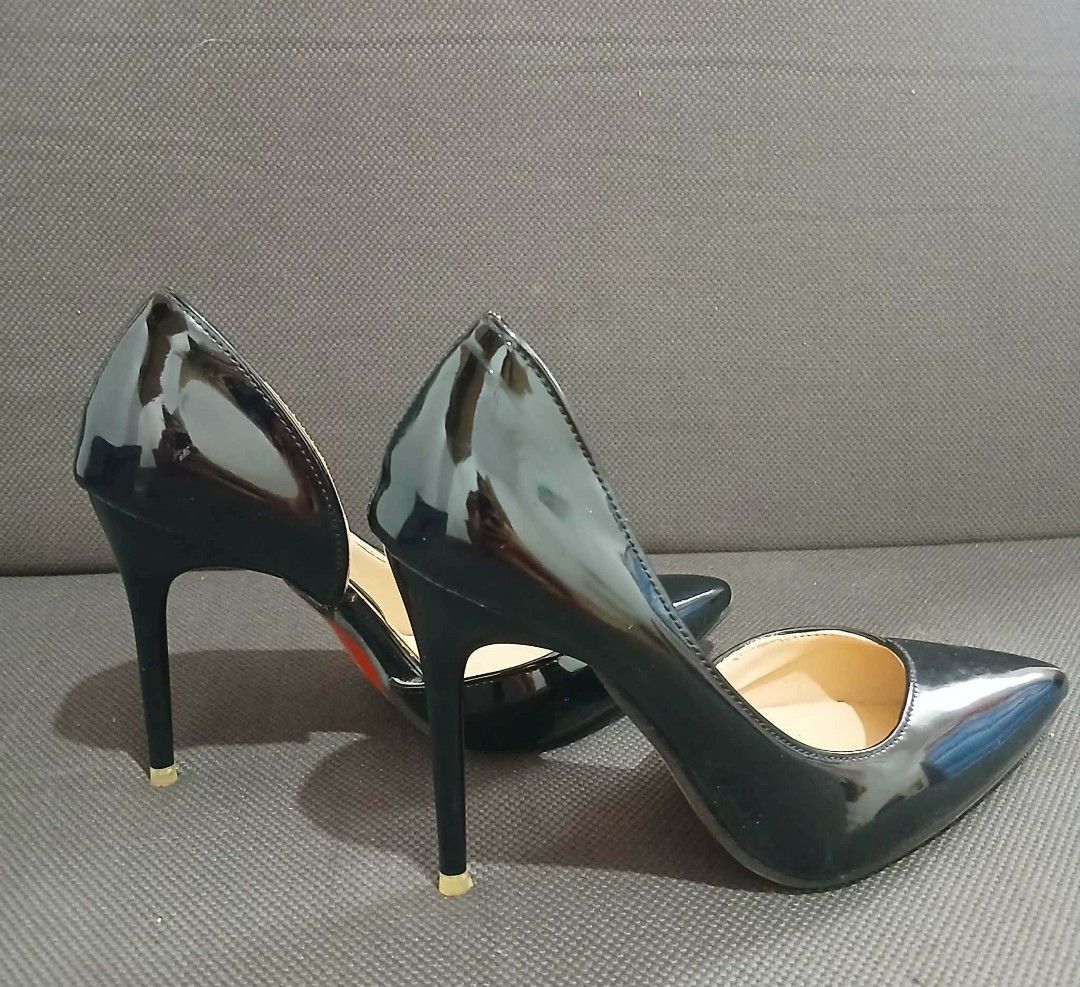 Black Stiletto High Heels (Category: Heels) located in Manila. Submitted by passionmadepossible26 (Listing ID 1469967727, Image 2). Description: Good as new RFS: Wrong size choice.