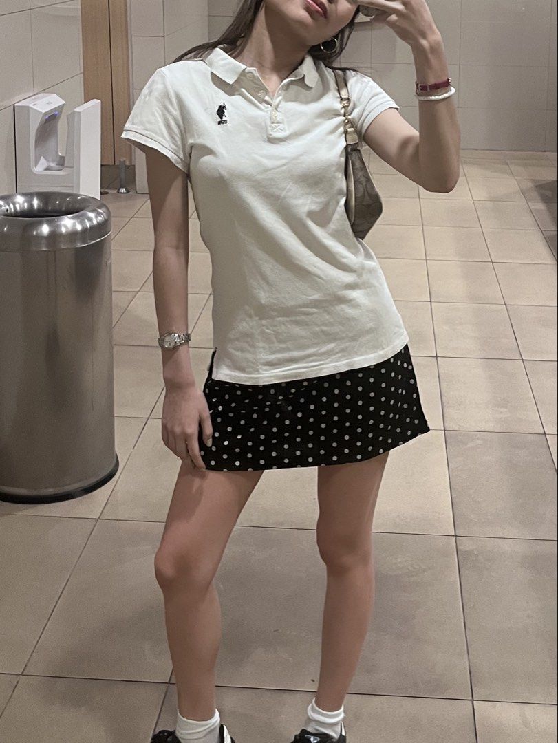 Black white polka dots mini skirt (Category: Skirts) located in Mandaluyong City. Submitted by prelovedbyraniaaa (Listing ID 1470103538, Image 2). Description: • Gcash only • lalamove/grab/jnt RFS: no longer my style.