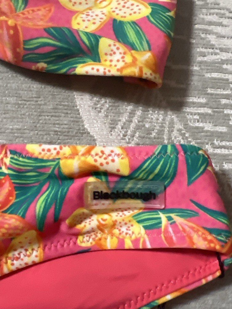 Blackbough bikini set/Sunkissed-XS/S (Category: Bikinis & Swimsuits) located in Iloilo. Submitted by tttkhk (Listing ID 1470096499, Image 2). Description: Available sizes XS Small.