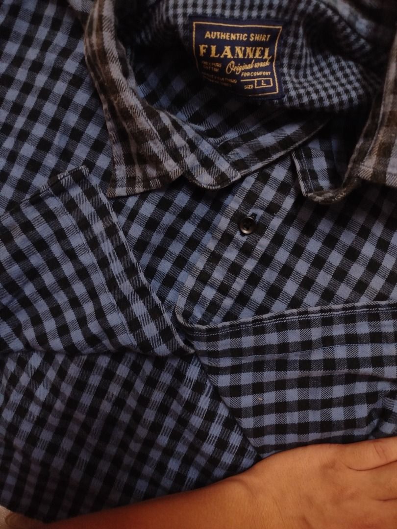 Blue Flannel (Category: Tshirts & Polo Shirts ) located in Caloocan City. Submitted by barbed.vtg (Listing ID 1470124128, Image 3). Description: 21 WIDTH 29 LENGTH .