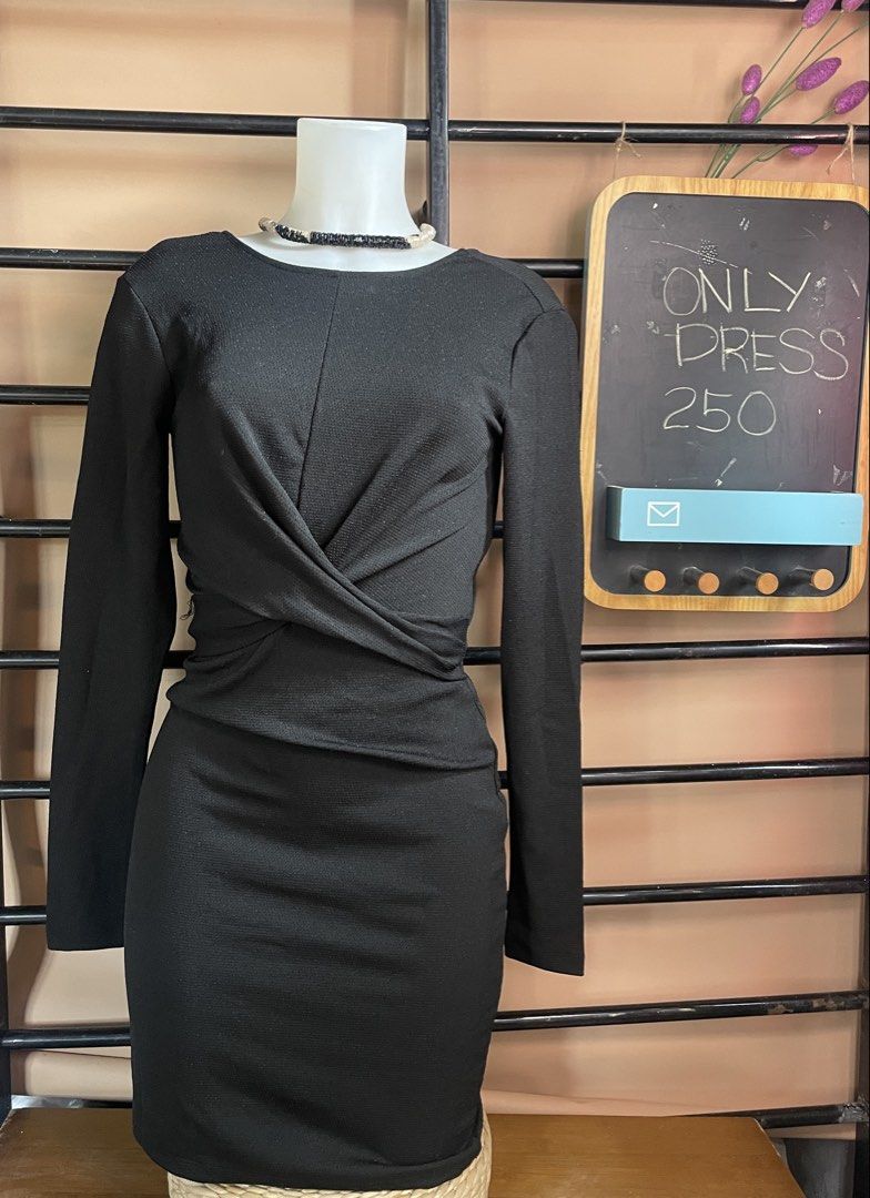 BN ONLY BLACK DRESS (Category: Dresses) located in Batangas. Submitted by norskieshoppe (Listing ID 1469960214, Image 1). Description: small from Canada, not ukay.