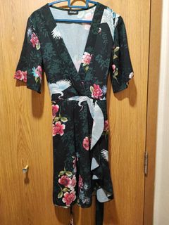 (Category: ) located in . Submitted by wardrobe14 (Listing ID 1469960391, Image 1). Description: .