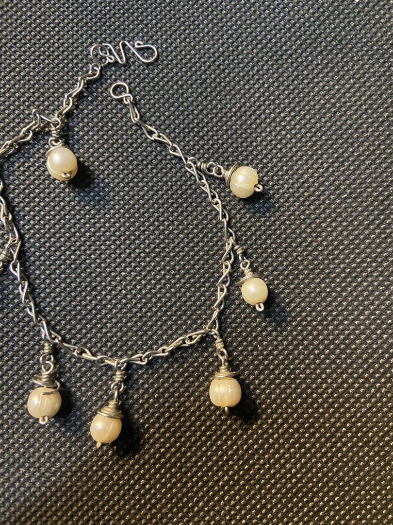 Bracelet with genuine pearls (Category: Bracelets) located in Binan City. Submitted by retroz_collections (Listing ID 1470074039, Image 3). Description: .