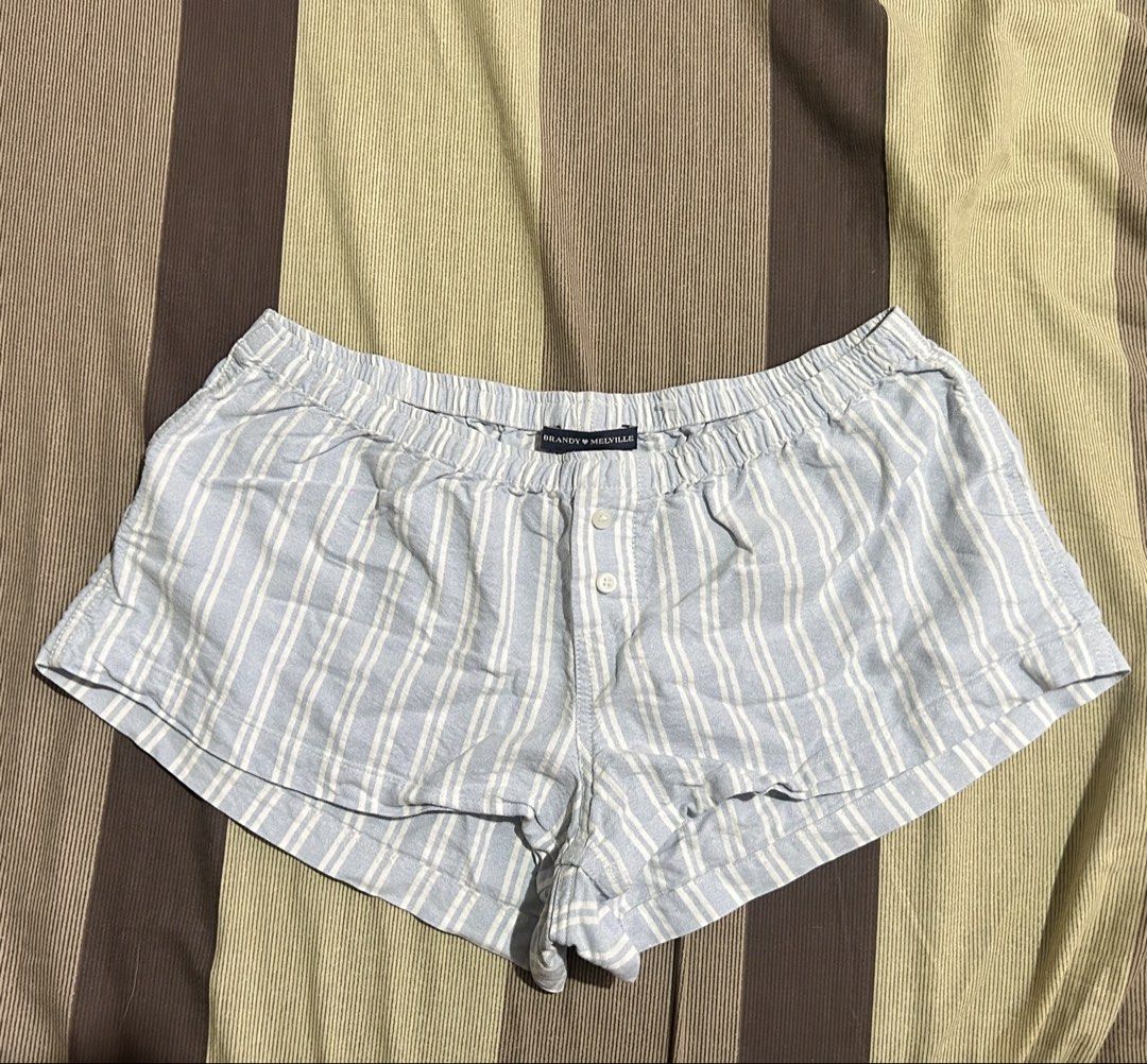 Brandy melville keira shorts (Category: Shorts) located in Dasmarinas. Submitted by fitsbewit.u (Listing ID 1469976055, Image 1). Description: size on tag is 160/84 A = small vv pretty Loc: Dasmariñas cavite Mop: gcash Mod: j&t.