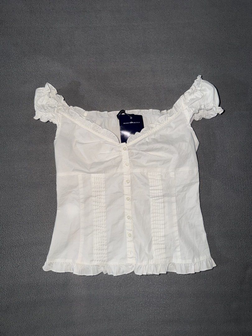 Brandy Melville White Elena Top (Category: Blouses) located in Quezon City. Submitted by spicycalimaki (Listing ID 1470045013, Image 1). Description: - brand new, with tag - last price posted 🏷️ zara h&m mango uniqlo monki cotton on urban revivo bershka pull & bear love bonito editors market carino miu phia isa the label beyond collective sopheme hollister.