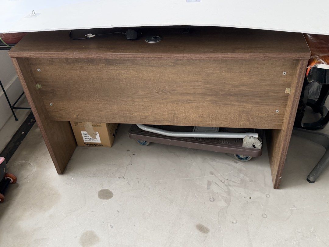 Brown study table (Category: Tables & Sets) located in Singapore. Submitted by pastelfly (Listing ID 1470042920, Image 1). Description: Very well maintained study table. L120cm x B80cm x H76cm. Please arrange for own mover and delivery. .