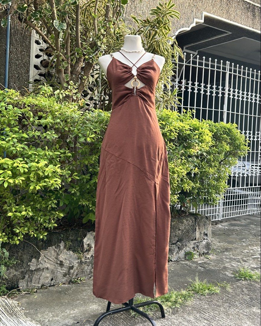 Brown Summer Wooden Bead Boho Dress (Category: Dresses) located in Los Banos. Submitted by hotlinevintage777 (Listing ID 1470127849, Image 2). Description: — brand: hyfve — with slit — size: m on tag.