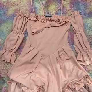 (Category: ) located in . Submitted by strawbyeries (Listing ID 1470088199, Image 1). Description: .