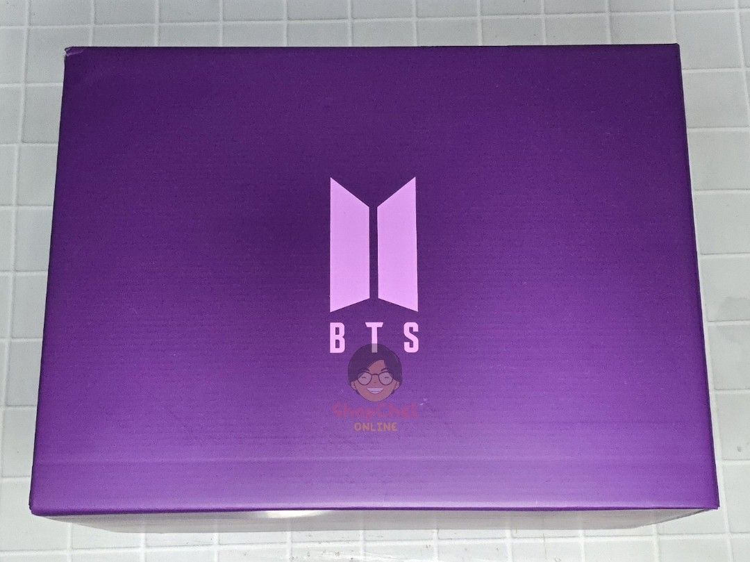 BTS MERCH BOX #5 Ready Bag Set ✅️opened for checking (Category: K-Wave Merchandise) located in Cainta. Submitted by shopchelonline (Listing ID 1470100832, Image 2). Description: BTS MERCH BOX #5 Ready Bag Set ✅️opened for checking 🛒5,500.00each(all in)+lsf 70%DP - NEW BUYER 50%DP - OLD BUYER RB: 15 DAYS AFTER DP; NETA 💎Pre-order -NO RUSH SHIPPING 💎Korea Pasabuy - NORMAL ETA 💎Colors may vary due to lighting. 💎Availability and price may vary �