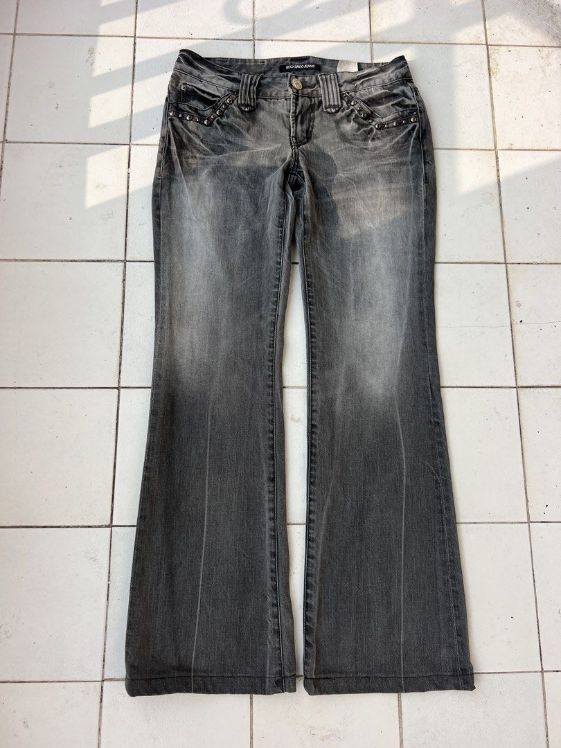 Buckaroo Jeans Y2K Grey Flared Denim (Category: Jeans) located in Zamboanga. Submitted by royaleagle-aebabc (Listing ID 1470011349, Image 1). Description: - Brand: Buckaroo Jeans - Style: Vintage Y2K low-rise flare - Color/Wash: Dark grey wash with subtle distressing - Details: Embroidered back pockets, studded front pocket accents, and branded hardware - Condition: Great staple piece for retro looks.