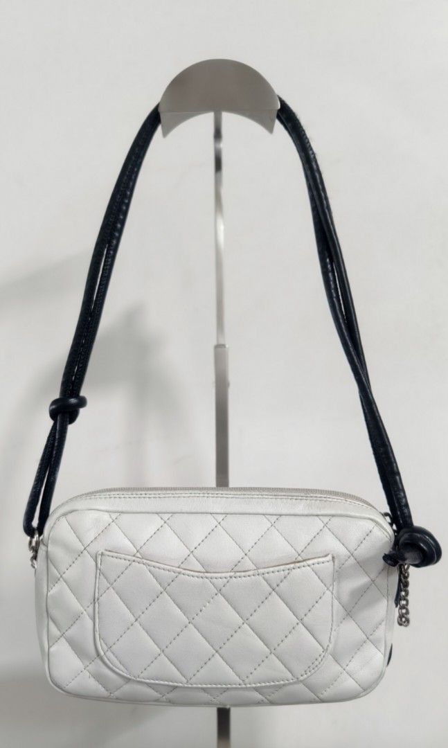 Bundle Bag (Category: Purses & Pouches) located in Shah Alam. Submitted by hauztrendempire (Listing ID 1469969641, Image 2). Description: Ch@n€| Ligne Cambon Pochette Quilted Leather *Condition 9/10 *Not For Fussy Buyers *Price Includes Postage For SM/Sabah Sarawak Postage RM15 *NO COD, courier only *Items Sold Are Not Refundable.