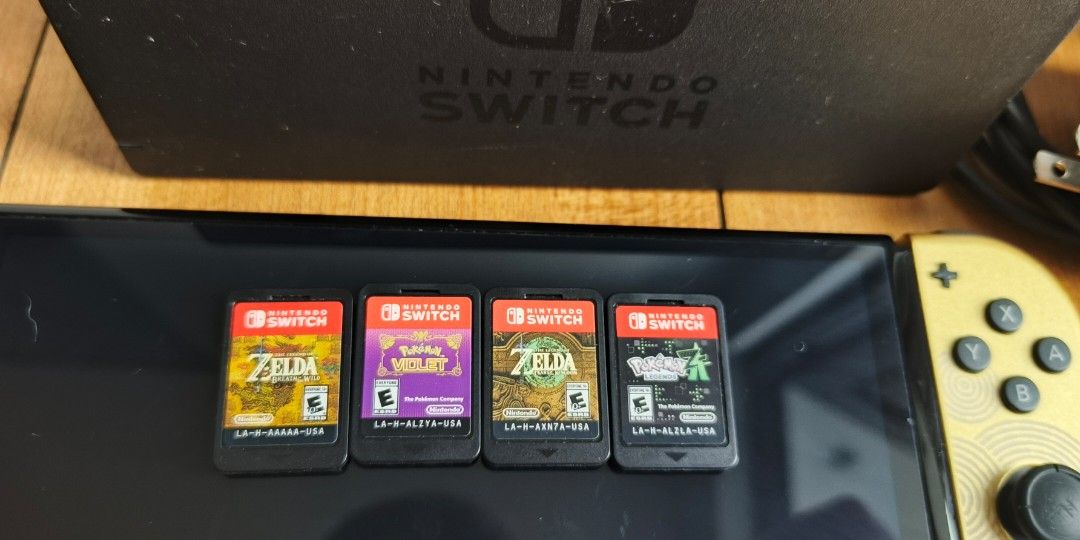 Bundle Nintendo Switch Oled With Gamecarts (Category: Nintendo) located in Manila. Submitted by leahcim02 (Listing ID 1469993557, Image 3). Description: Sale or swap sa cp pass sa barat sure buyer only pwede oled lang or games lang 1700 each 99%smooth guaranteed no issue all working plug and play package: unit orig charger orig dock case and 4pcs gamecarts Zelda BOTW, Zelda TOTK, Pokemon ZA, Pokemon Violet Meet up: Any Malls in NCR/Antipolo.