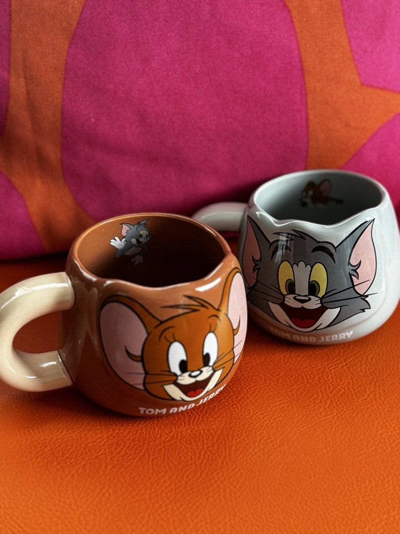 BUNDLE Tom & Jerry Coffee Mug (Category: Coffee & Tea Tableware) located in Mandaluyong City. Submitted by j4yw3e (Listing ID 1469964642, Image 1). Description: BUNDLE Tom & Jerry Coffee Mug In good condition Please check provided photos before you confirm your purchase Buyer will pay for shipping/delivery.