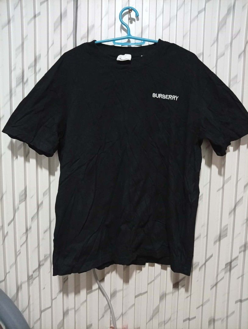 Burberry Mens Margot embriod all logo solid backhit ( Authentic ) (Category: Tshirts & Polo Shirts ) located in Barotac Nuevo. Submitted by john.pritz (Listing ID 1470054846, Image 2). Description: Buberry Margot Embriod all logo Solid Backhit ( Authentic ) Like new condi no issue size xs on tag Width 21 Length 27.