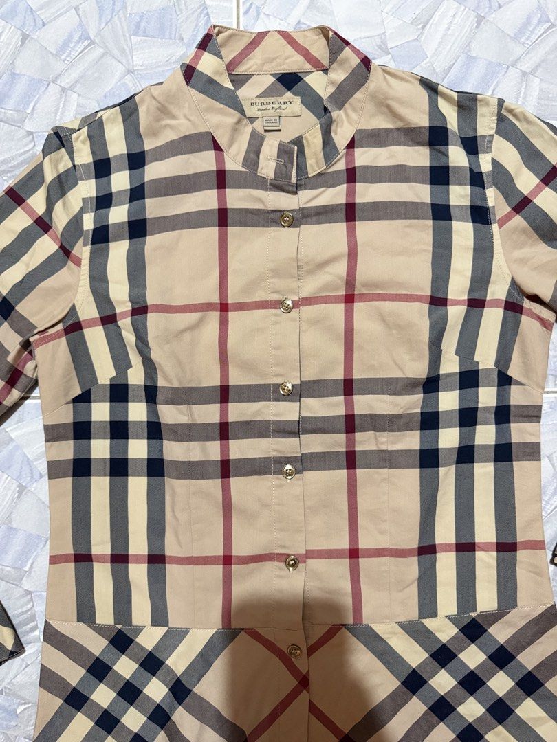 BURBERRY PLAID LS WOMENS (Category: Longsleeves) located in Argao. Submitted by janmaning-0624l95 (Listing ID 1470013649, Image 3). Description: BURBERRY PLAID LS SIZE SMALL WOMENS DIMES 17 x 24 Good as new 1,500 Location Argao Cebu .