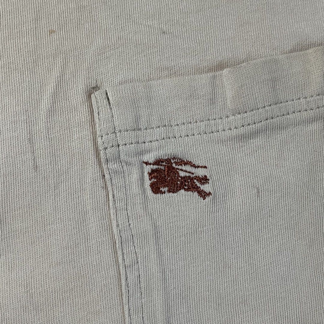 Burberry pocket tee tshirt (Category: Shirts) located in Manila. Submitted by royaldripmanila (Listing ID 1470048944, Image 3). Description: No issue W20 L28.5.