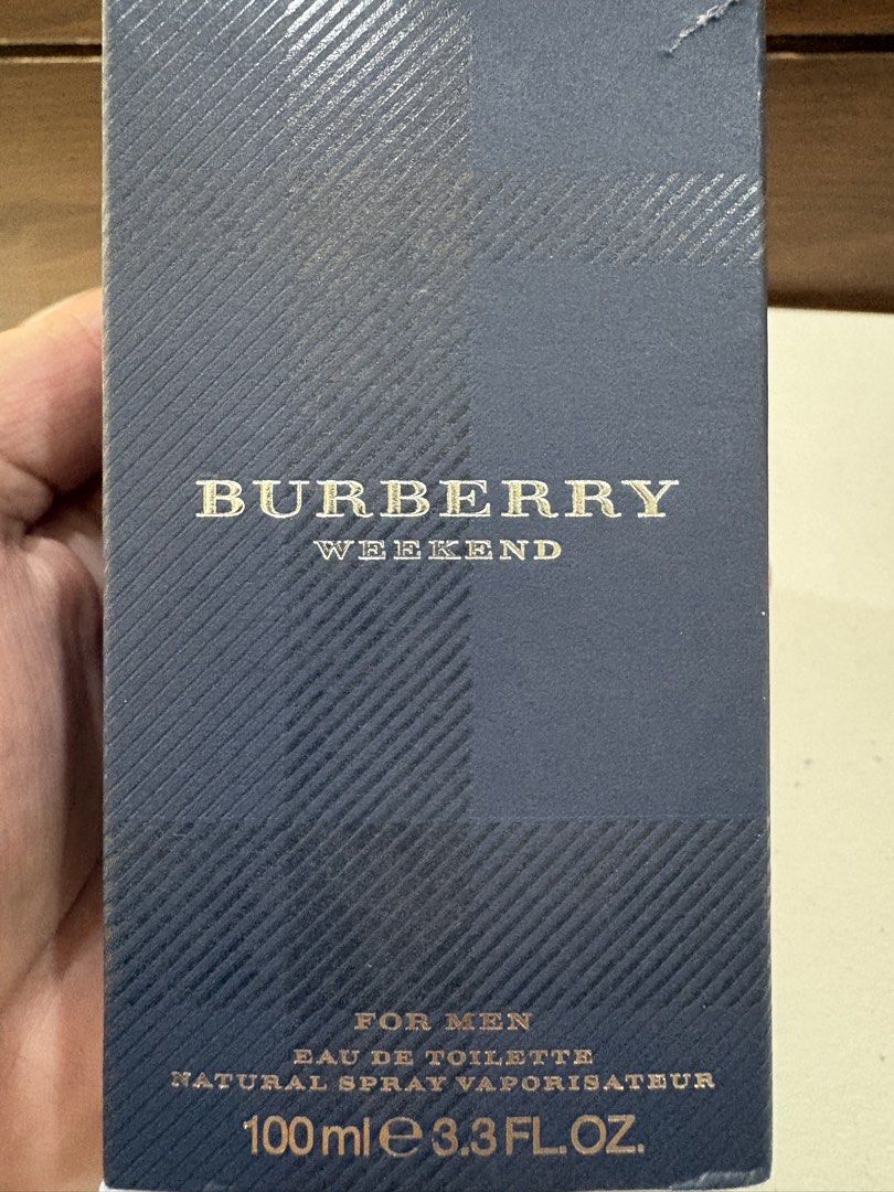 Burberry Weekend for Men Eau de Toilette 100ml (Category: Fragrance & Deodorants) located in Marikina City. Submitted by jfrancis86 (Listing ID 1469983818, Image 1). Description: Burberry Weeken for men 100ml used twice Original 💯 with box Bought in SG 🇸🇬 Rfs: decluttering 🏧Mode of payment: Gcash | BPI 🛵Ready to ship 📍Marikina.
