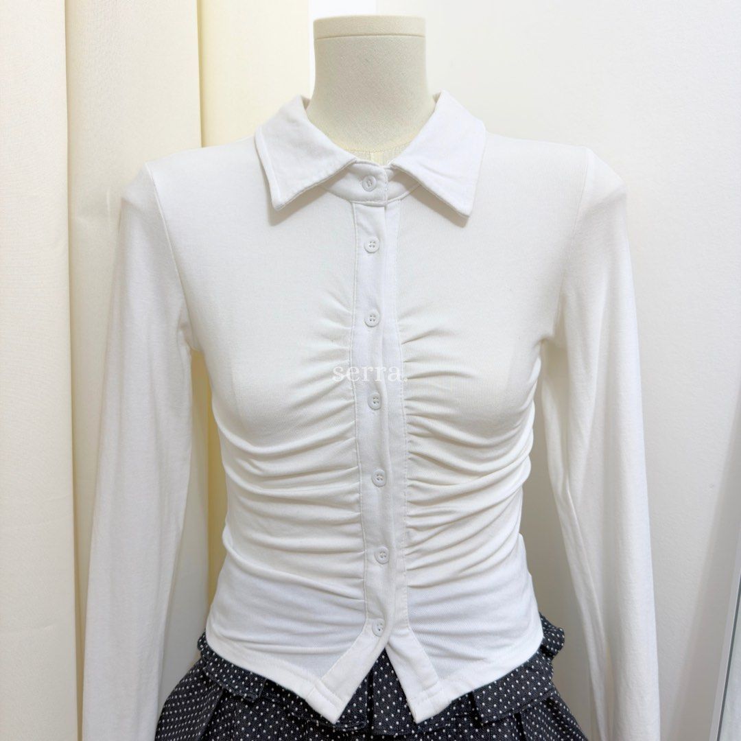 Button-down Fitted Long-sleeved Top (Category: Longsleeves) located in Subic. Submitted by serra. (Listing ID 1469957151, Image 2). Description: 🎀Size: Xs-S 🎀Washed and ready to wear! 📍Subic, Zambales 💵Payment first via Gcash 📦Shipping nationwide via J&T.