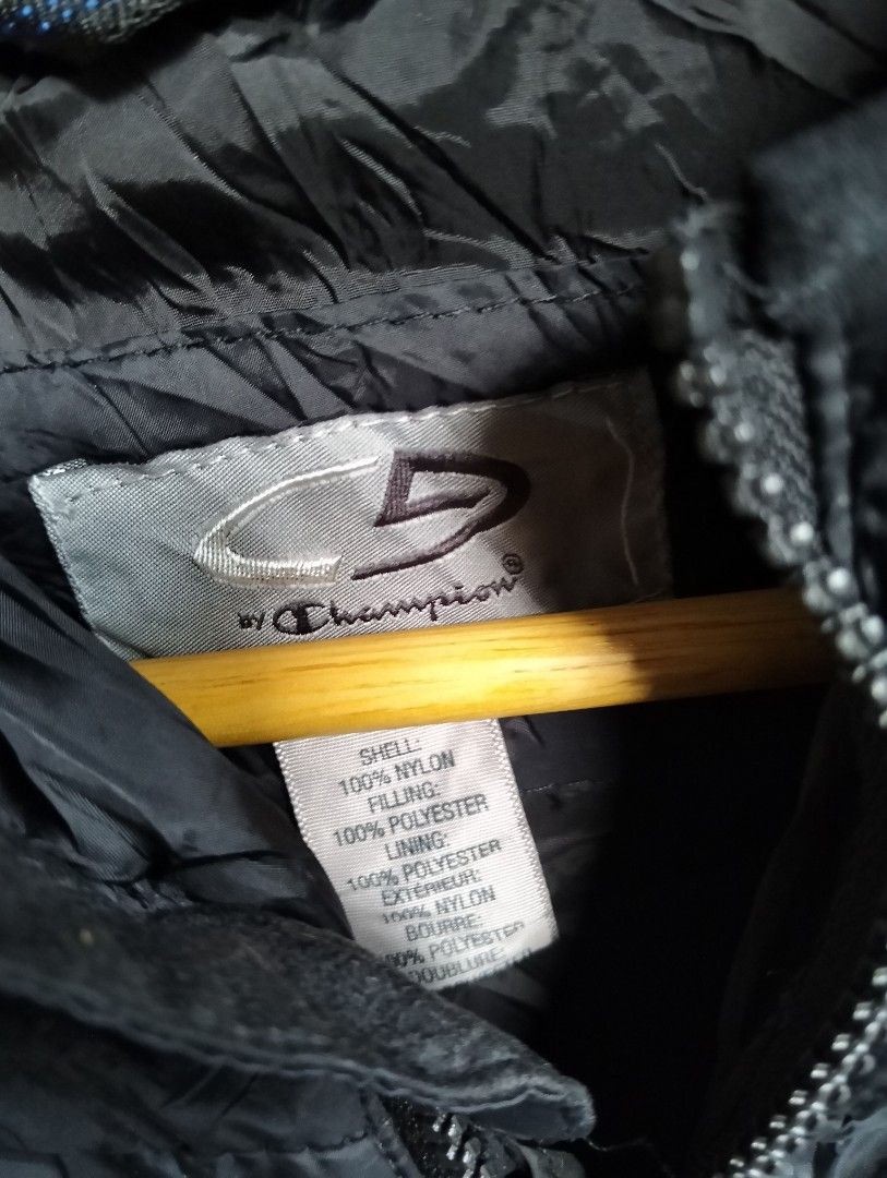 C9 by Champion Men's/Unisex Puffer Jacket (Category: Coats, Jackets and Outerwear) located in Malolos. Submitted by rthrift2026 (Listing ID 1470044869, Image 2). Description: .