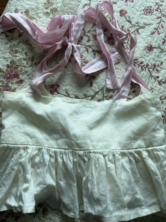 (Category: ) located in . Submitted by biancabuysells (Listing ID 1470035879, Image 1). Description: .