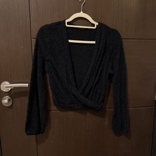 (Category: ) located in . Submitted by ianne.declutter (Listing ID 1470068641, Image 1). Description: .