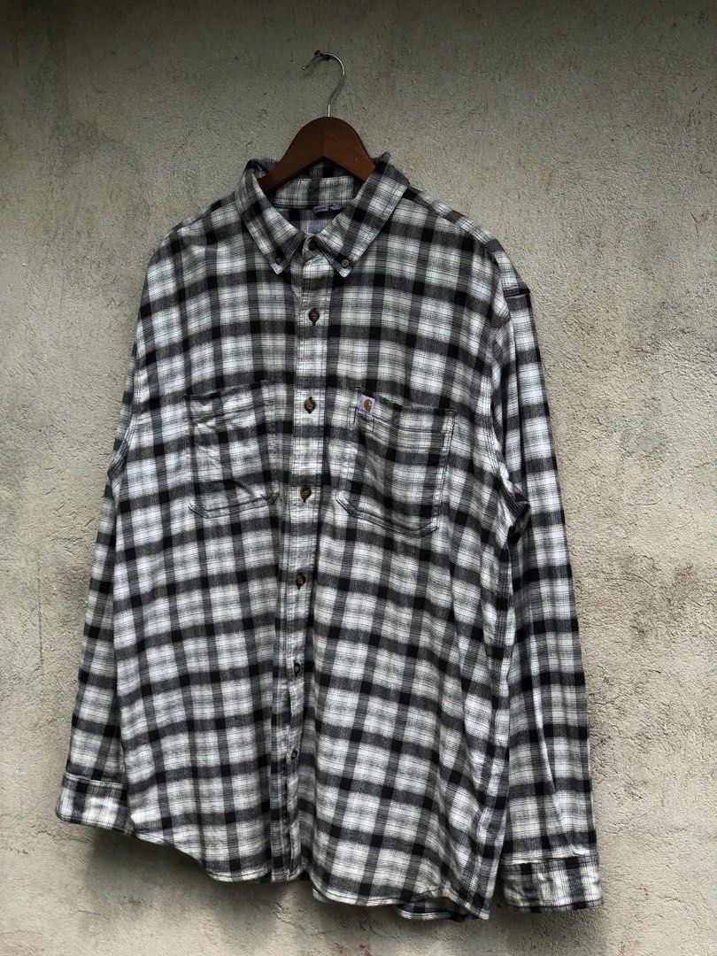 CARHARTT🔥🔥🔥 (Category: Coats, Jackets and Outerwear) located in Cebu City. Submitted by jeboxjayveejebo (Listing ID 1470101063, Image 3). Description: CARHARTT BUTTON FRONT FLANNEL LONG SLEEVES🔥🔥🔥 ‎W📏26 ‎L📏32 S📏26 ‎▪️Color rate-9.5/10 ‎▪️Condition rate-9.5/10 ‎▪️Issue-SEE LAST 2 PICTURES‼️ ‎EXCELLENT CONDITION🔥 DM FOR THE CLAIM PRICE🏷️ ‎ ‎Message us for more questions or reservations. ‎💡Actual color may vary due to lighting ‎ ‎DISCLAI