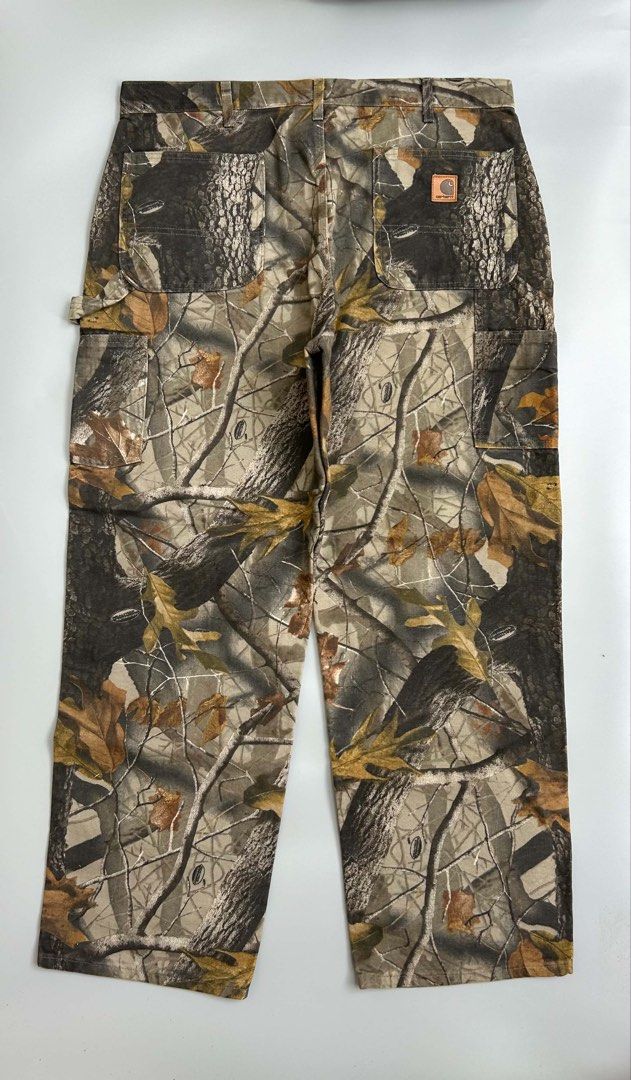 Carhartt B158 CMO Realtree Carpenter Pants (Category: Jeans) located in Tacloban City. Submitted by xyrus_olimpo (Listing ID 1470106803, Image 2). Description: Size: 38x30 Waist: 38 Length: 44 Hem:9.8 Color rate: 9.5/10 Issue: 2 Pinhole 📍Please consider your purchase carefully. 📍All items are pre-owned unless otherwise stated. 📍All sales are final-no returns or exchanges. 📍Free shipping within the Philippines.