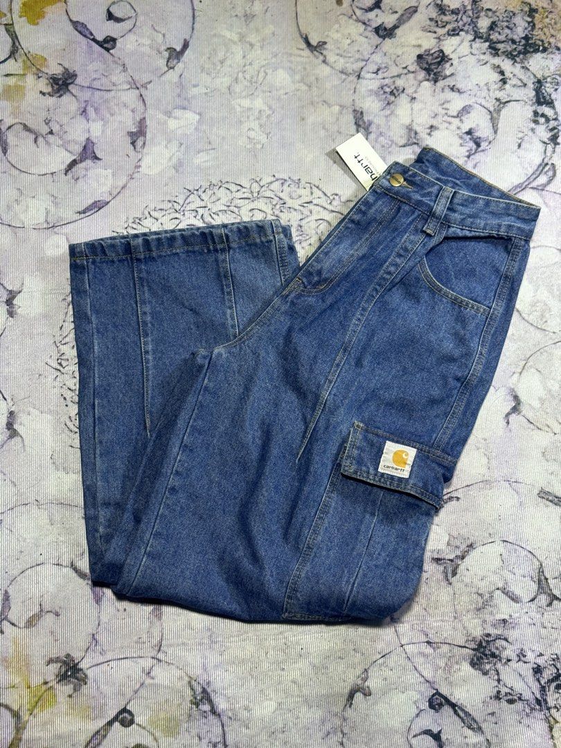 Carhartt cargo pants (Category: Jeans) located in Marilao. Submitted by whocoppin (Listing ID 1469958675, Image 1). Description: Carhartt cargo pants Size 28 for women Brandnew 1k.