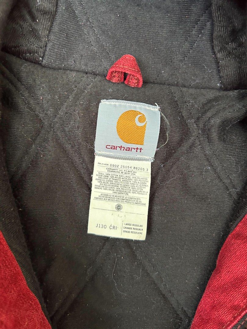 Carhartt J130 CRI L (Category: Activewear) located in Tacloban City. Submitted by xyrus_olimpo (Listing ID 1470091790, Image 3). Description: Size: L Width: 26 Length: 27 Color rate: 9/10 Issue: Fadings 📍Please consider your purchase carefully. 📍All items are pre-owned unless otherwise stated. 📍All sales are final-no returns or exchanges. 📍Free shipping within the Philippines.