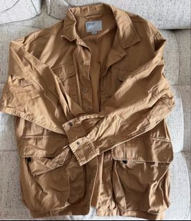 （分類：）位於 。 由 secondfind.0688 提交（商品編號 1469979932，圖片 1）。簡介： 。