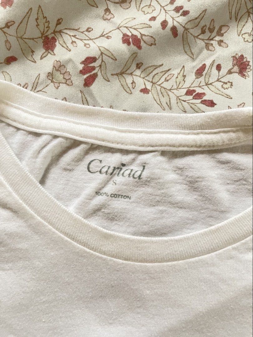 Cariad Baby Tee (Category: Shirts) located in Marikina City. Submitted by prel0vedbymari (Listing ID 1469964536, Image 2). Description: - Brand: Cariad - Size: Small - Material: 100% breathable cotton .