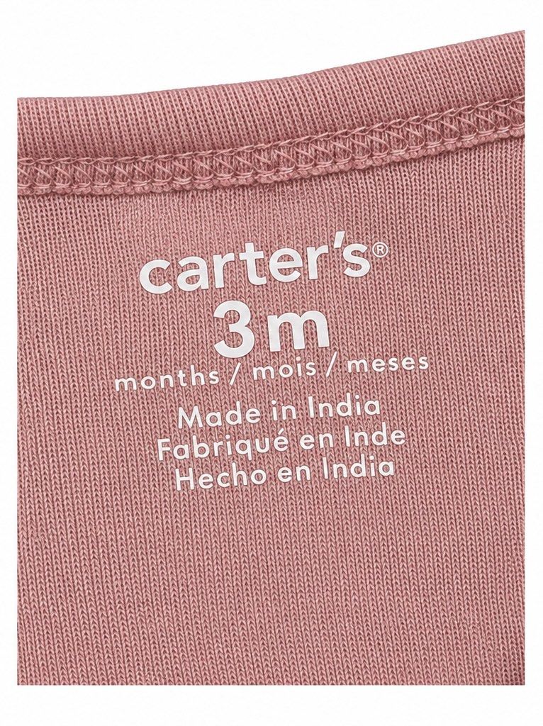 Carter’s Onesie (3M) (Category: Babies & Kids Fashion) located in Angeles City. Submitted by aeapreloved (Listing ID 1469981811, Image 2). Description: Carter’s Baby Bodysuit 🌸 • Size: 3 months • Color: Dusty pink • Soft, comfortable fabric • Short sleeves with envelope neckline • 3 snap-button closure for easy diaper changes .