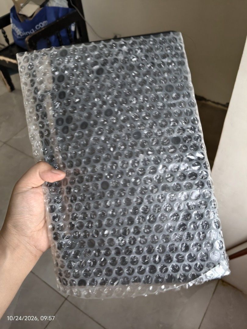 Case for Lenovo Tab P12 (Category: Other Accessories) located in Marikina City. Submitted by charles055 (Listing ID 1470122316, Image 1). Description: .